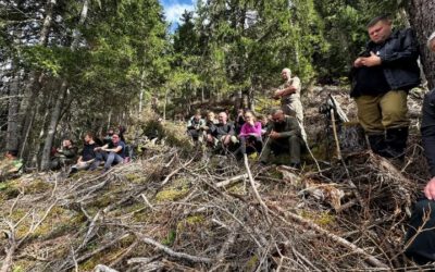 25th September 2024, Engadin, (Switzerland): Our colleagues of CERC-WSL organized an excursion with delegates from National Parks in Ukraine. The topics of dealing with the bark beetle, prevention and monitoring measures were discussed during a one-day excursion together with local foresters.